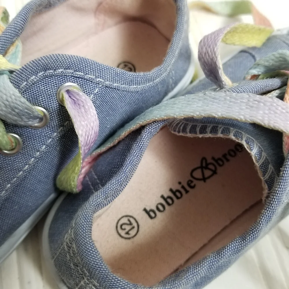 Bobbie Brooks Sneakers Girls 12 Canvas Rainbow Lace Up Lightweight Blue Casual